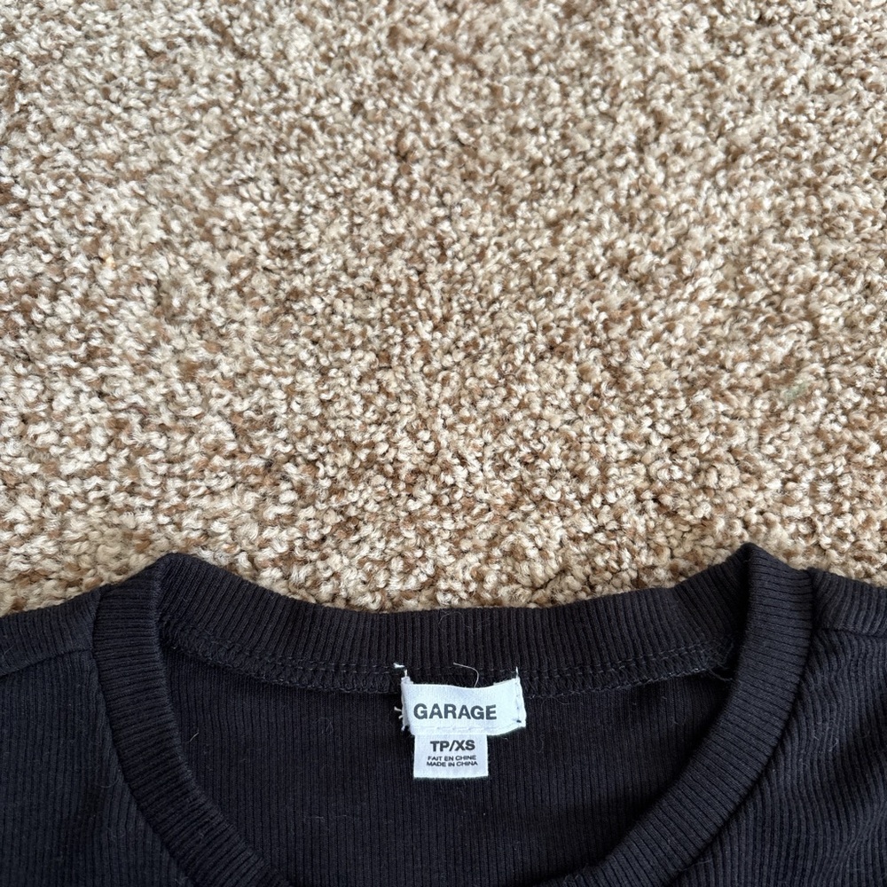 Garage Rhinestone Crop Top - Picture 3 of 3